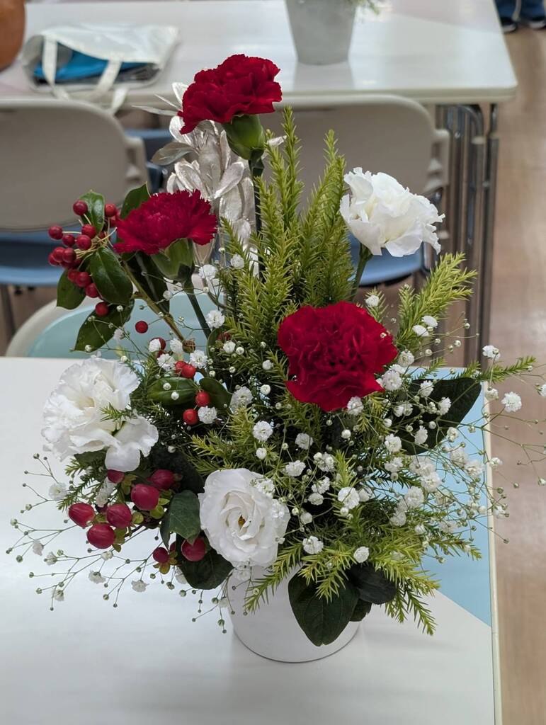 フラワーアレンジ講座
9