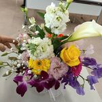 定例会フラワーアレンジ講座の作品