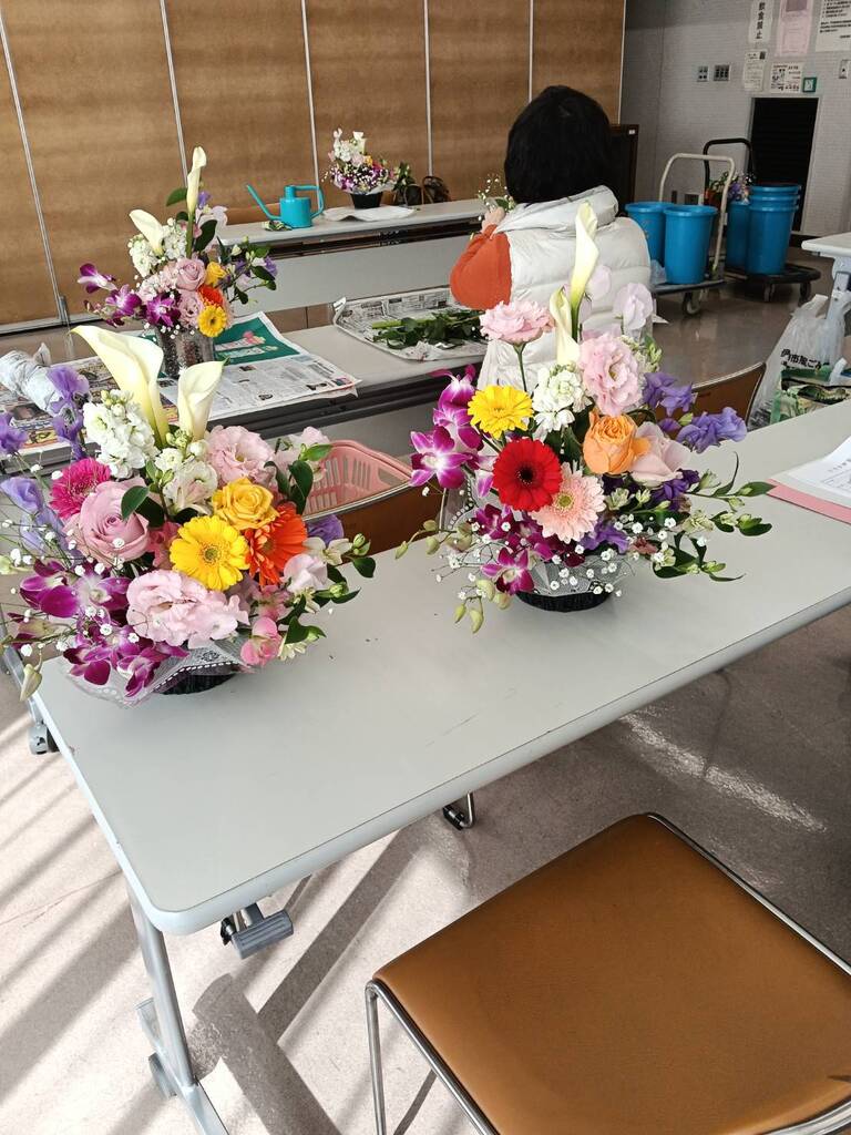 定例会フラワーアレンジ講座10