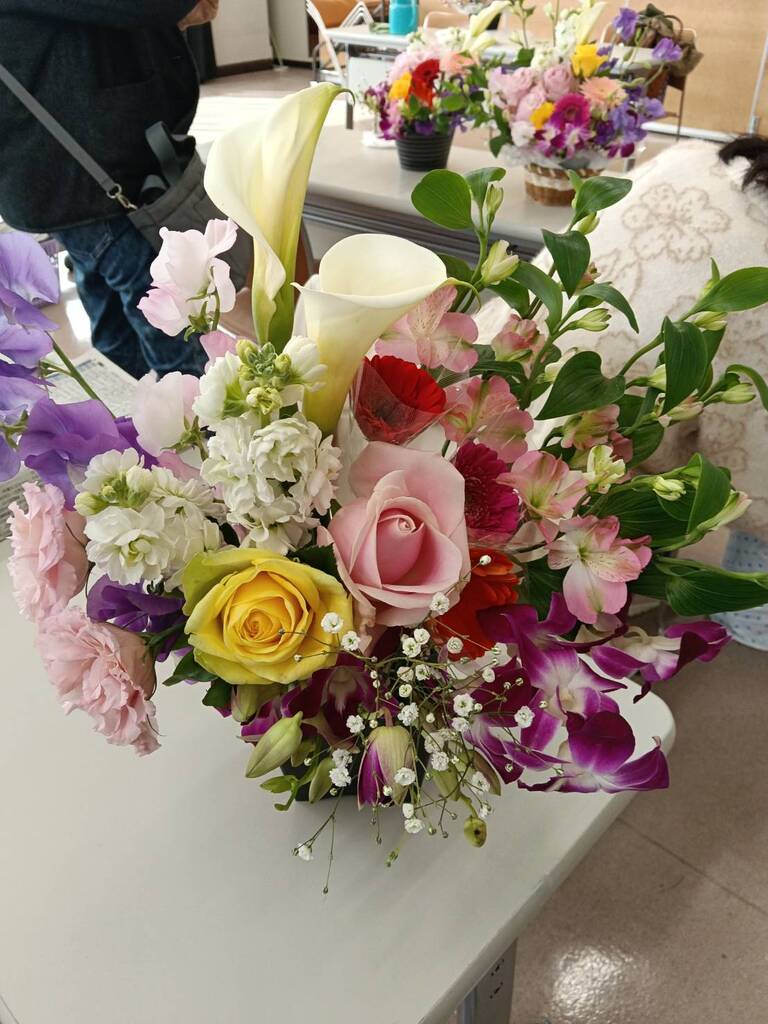 定例会フラワーアレンジ講座11