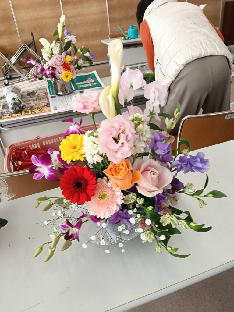 定例会フラワーアレンジ講座12