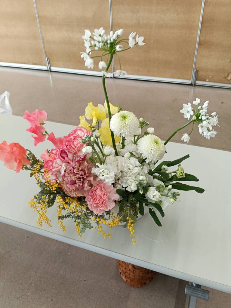 今月のアレンジフラワー講座